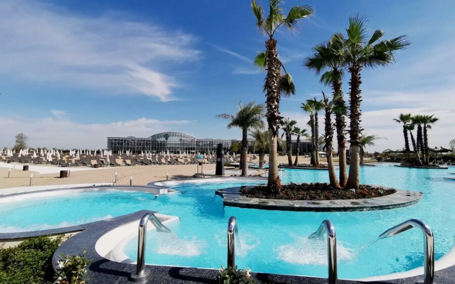 Bucuresti: Therme Bucharest Evening Entry Ticket & Transfer - Starting Point and Transport Convenience