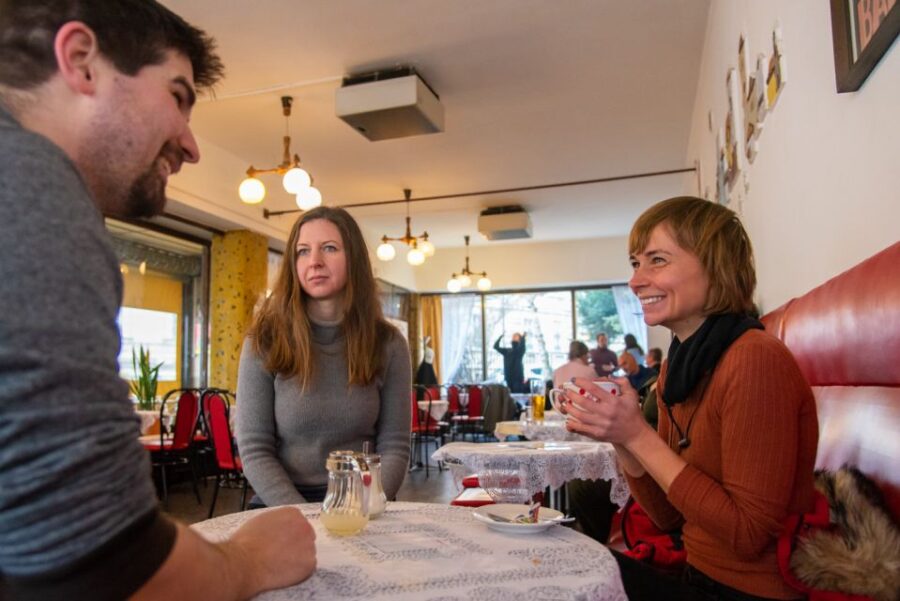 Budapest: 3-Hour Walking Tour About Communism (Small Group) - Meeting Point in the Heart of Budapests Deák tér
