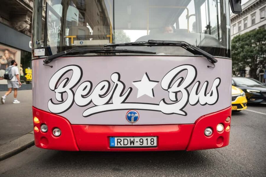 Budapest: BeerBus Sightseeing Tour with a bottle of prosecco - Starting Point Next to St. Stephen’s Basilica
