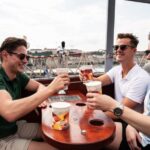 Budapest: BeerBus Sightseeing Tour with unlimited beer - Starting Point at Bajcsy-Zsilinszky út 18