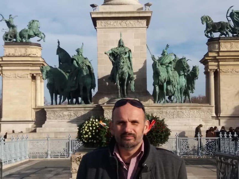 Budapest: Full-Day Private City Tour by Car with Guide - Explore Budapest with a Private Guide and Comfortable Car