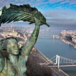 Budapest: Grand City Walking Tour with a Guide - Starting Point at Vigadó Square with a Panoramic View