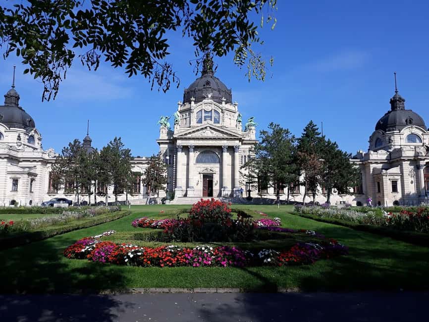 Budapest: Heroes' Square-City Park Tour & Music Performance - Starting Point at Heroes’ Square and the Equestrian Statue of Huba Vezér