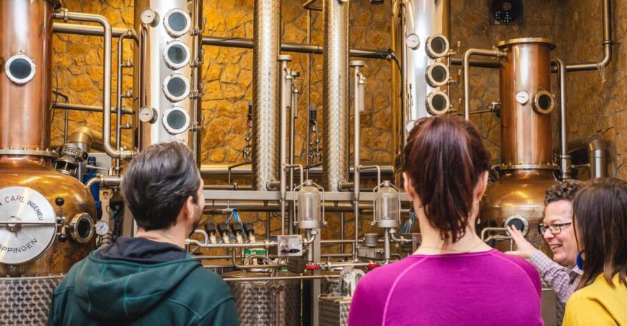 Budapest: Hungarian Whisky, Gin, and Pálinka Tasting - The Historic Agardi Distillery Near Budapest