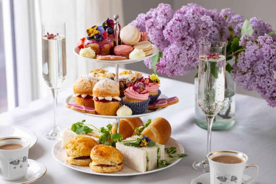 Budapest: Le Báb Afternoon Tea Experience - Le Báb in Budapest: An Afternoon of French and British Elegance