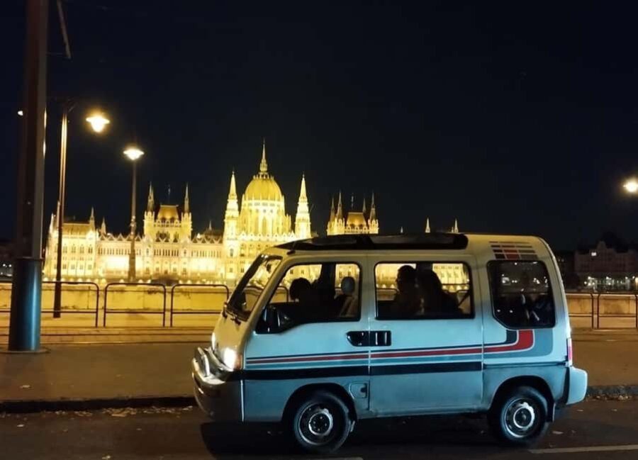 Budapest: Night Lights Tour & Moon Gazing in a Retro Minibus - Exploring Budapest’s Most Famous Nighttime Landmarks