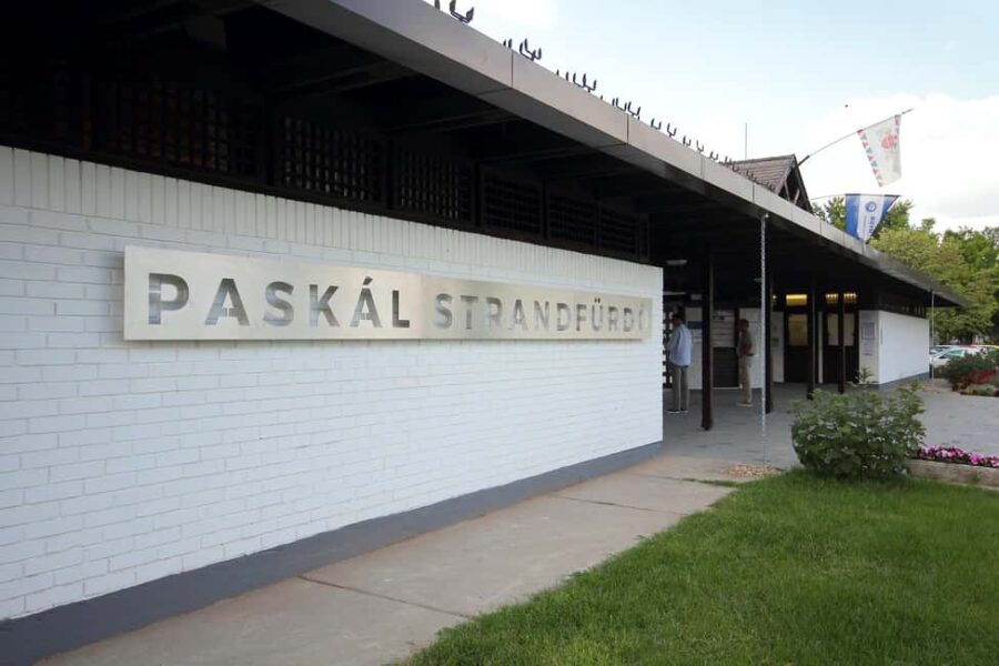 Budapest: Paskál Bath Entry Ticket - How to Access Paskál Bath: Meeting Point and Entry Process