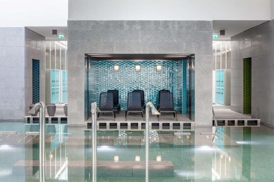 Budapest: Pesterzsébet Salt-Iodine Spa & Sauna World Ticket - Meet at the Pesterzsébet Salt-Iodine Spa Entry Point