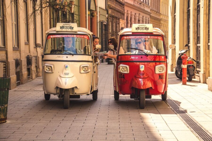 Budapest: Private City Tuk-Tuk Tour & Boat Cruise - From the Castle District to Heroes Square