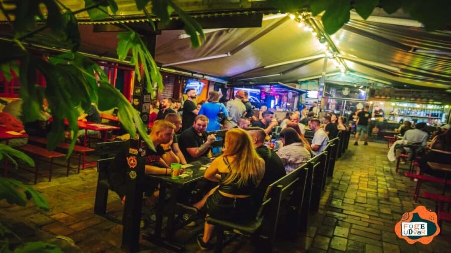 Budapest: Pub Crawl & Ruin Bar Tour 6 Free Shots VIP Entry - Meeting in the Heart of Budapest’s Downtown