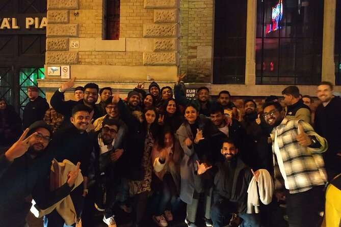 Budapest Pub Tour +6 free Shots +VIP Access +Drinking Games - How the Tour Combines Convenience and Excitement