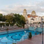 Budapest: Running Guided Tour & Folk Music Performance - Meeting Point at Gellért Thermal Bath’s Ornamental Fountain