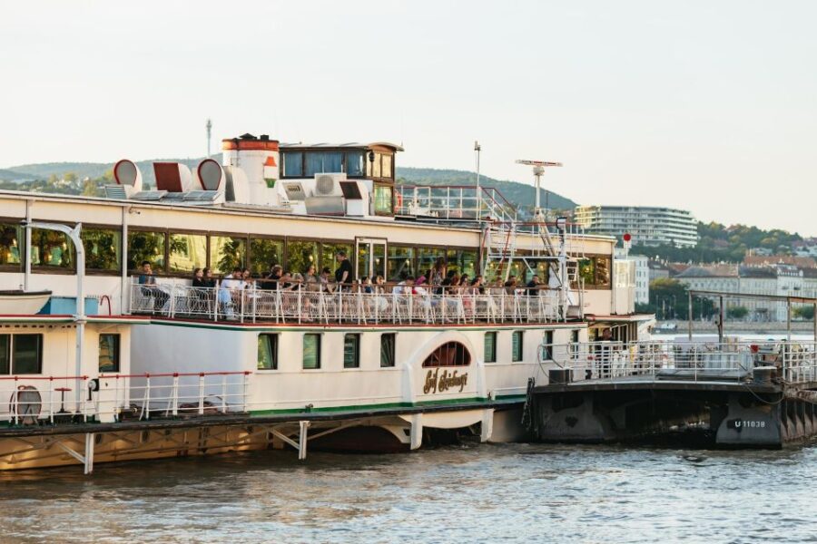 Budapest: Sightseeing Cruise on the Danube - Starting Point and Meeting Instructions