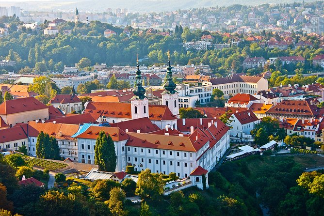 Budapest to Prague - Private Transfer with 2 hours of Sightseeing - From Budapest to Prague: A Seamless Private Transfer