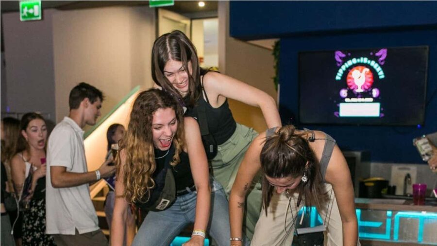 Budapest: Unmissable Bar Crawls with Shots & VIP Club Entry - From the Starting Point to the Heart of Budapest Nightlife