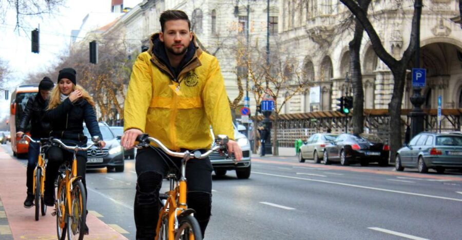 Budapest Winter Bike Tour with Coffee Stop - Exploring Budapests Key Landmarks
