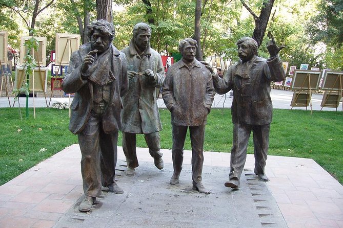 Budget walking tour in Yerevan (Yerevan city tour) - The Starting Point: Republic Square and Its Surroundings