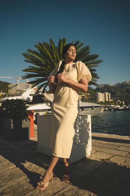 Budva: Guided Photo Walk with Professional Photographer - Coffee Break at the Old Fisherman’s Pub