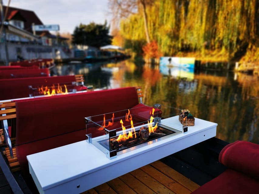 Burg: Spreewald Winter Cruise with Fireplace - The Warmth of Mulled Wine and a Fireplace