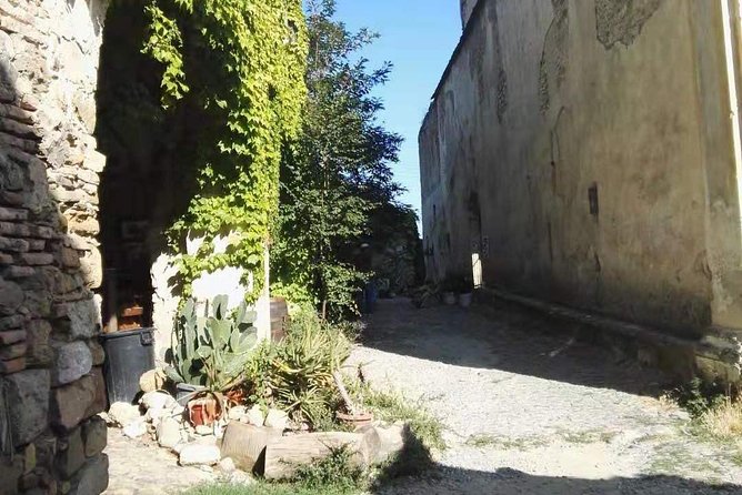 Bussana: a ghost village saved by art - Scenic Walk from Bussana Nuova to Old Bussana