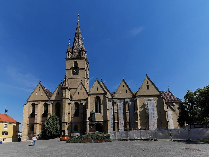 BV03-Sibiu & Transfgran:Medieval Charm &Mountain Thrills - Key Points