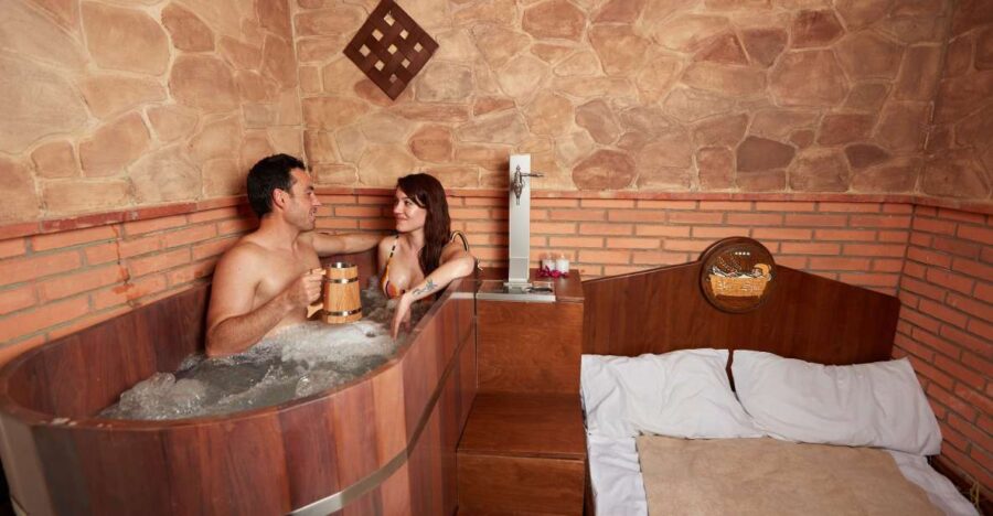 Cadiz: Beer Spa Entry Ticket with Beer and Local Snacks - The Hot Bubble Bath in a Wooden Barrel