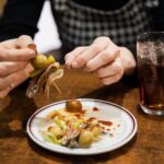 Cadiz Food Tour with Tapas & Drinks with a Local - Exploring Cádiz’s Historic Old Town