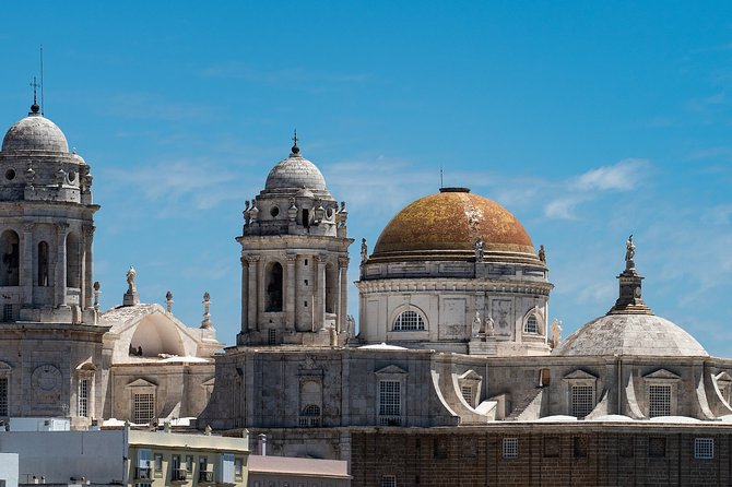 Cadiz Private Walking Tour with a Professional Guide - Exploring Cádiz’s Historic Plaza San Juan de Dios