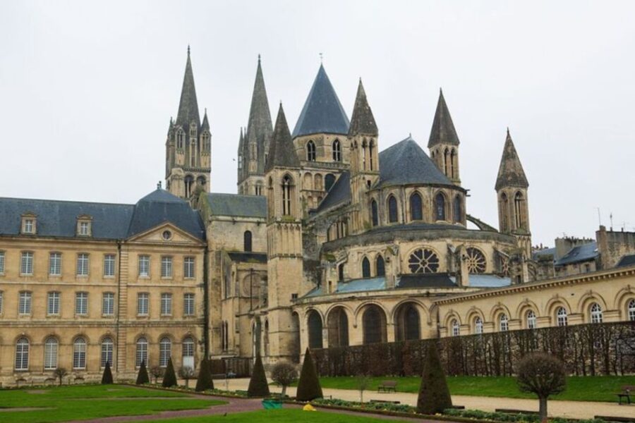 Caen: Private custom tour with a local guide - Exploring Caen’s Main Sights with a Local Guide