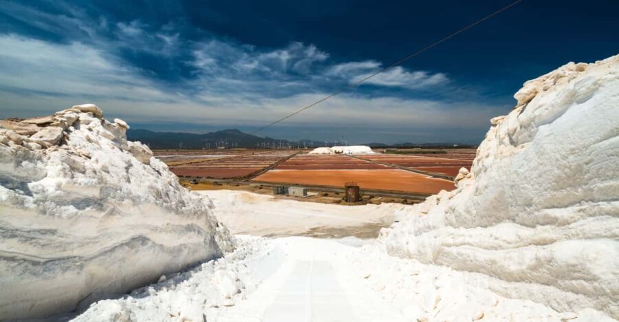 Cagliari: Conti Vecchi Salt Flats Train and Tour - Scenic Train Ride Through the Salt Pans