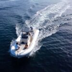 Cagliari: three-hour dinghy tour in the Gulf of Angeles - The Comfort and Features of the Dinghy Boat