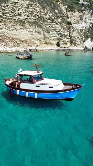 Cagliari:Excursion Hidden Beaches- Aperitif- 3Swimming stops - The Charm of a Classic Wooden Gozzo in Cagliari
