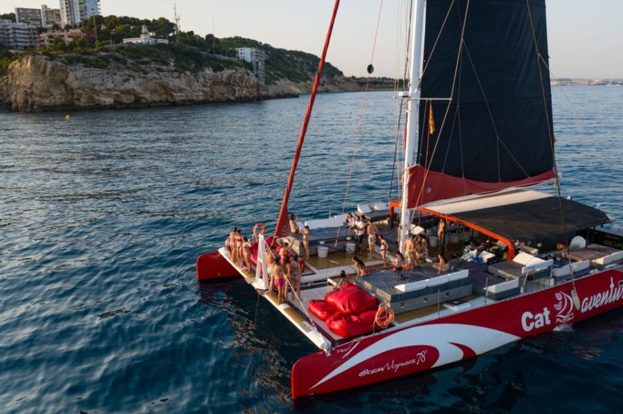 Cambrils: Catamaran Cruise with Drinks and BBQ Lunch Option - Starting Point and Meeting Logistics in Cambrils