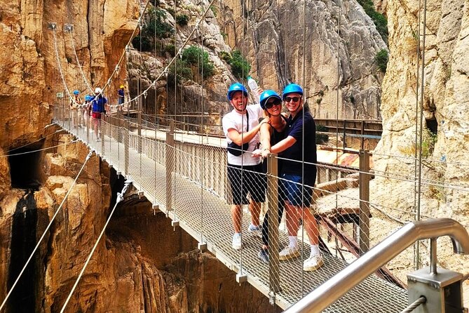 Caminito del Rey private walking tour - Starting Point at El Kiosko and Initial Sightseeing