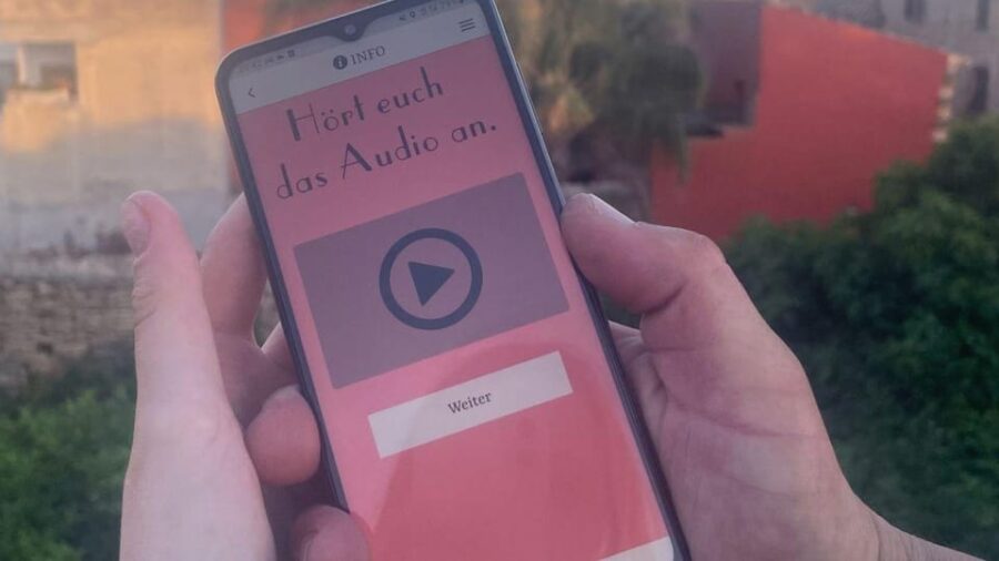 Can Picafort: FunForTwo, couple adventure game and city walk - The Starting Point Near Can Picafort Beach