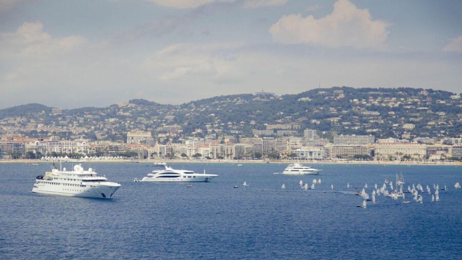 Cannes: Private Guided Walking Tour - The Rise of Cannes as an Aristocratic Retreat
