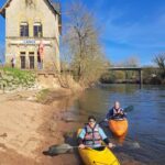 Canoeing and kayaking on the Vézère: guided descent with a river guide - The Expertise of Guide Philippe Colomy