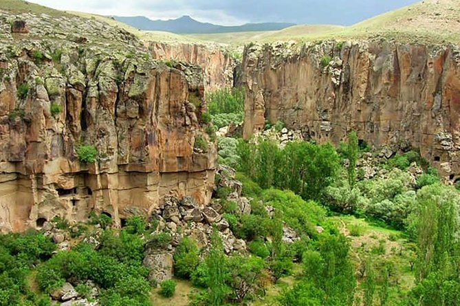 Cappadocia Green Tour with Lunch - Exploring Kaymakli Underground City: A Subterranean Marvel
