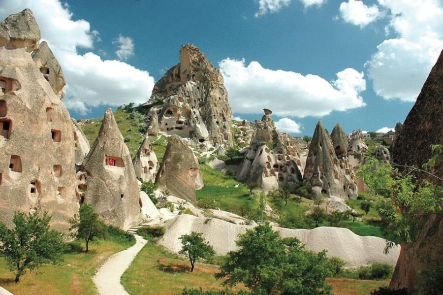 Cappadocia: Guided Green Tour incl. Lunch and Tickets - Unique Shopping and Cultural Stops
