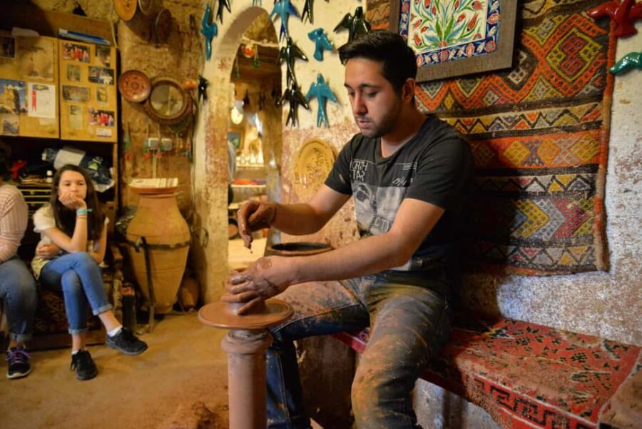 Cappadocia: Guided Tour of City Highlights & Hidden Gems - Pottery and Craftsmanship in Avanos