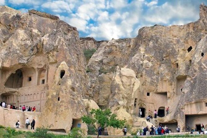 Cappadocia Red & Green Tour in One Day Guided By A Local Expert - Exploring Uchisar Castle for Highest Views in Cappadocia