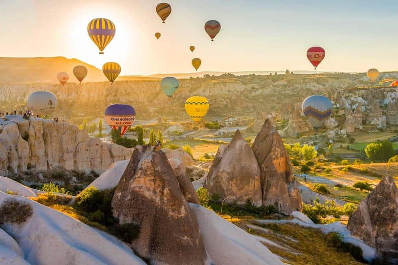 Cappadocia: Sunrise Fairy Chimneys Hot Air Balloon Watching - How the Tour Starts: Hotel Pickup and Sunrise Preparations
