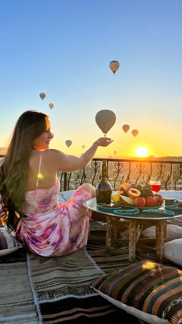 Cappadocia: Terrace Photo Spot With Balloon Flight View - Starting Point at Tulip Cave Suites in Göreme