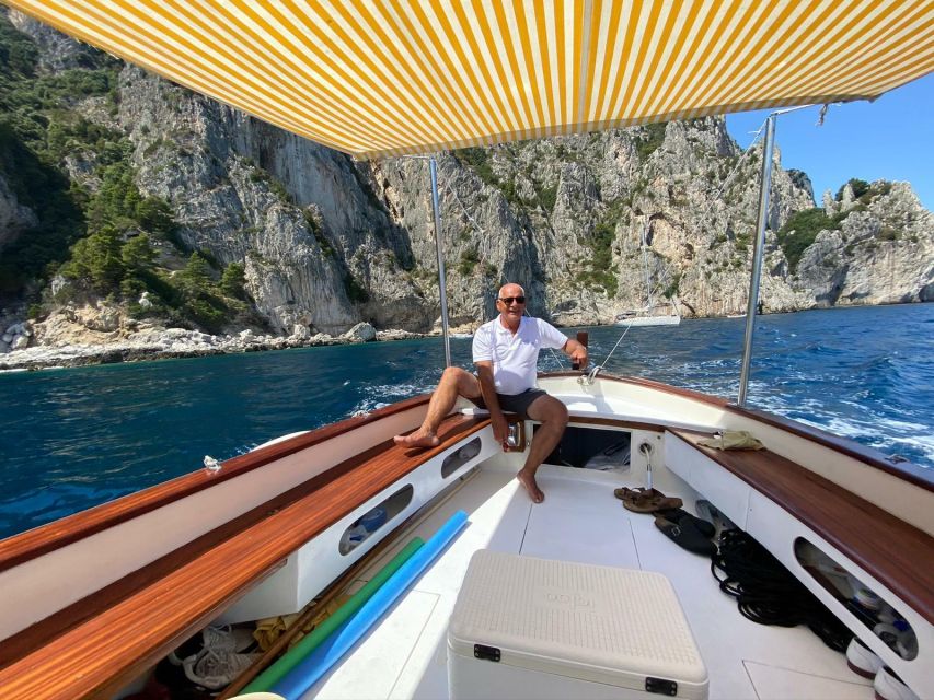 Capri: Island and Grottos Boat Cruise with Snacks and Drinks - Exploring Capri’s Famous Landmarks from the Water