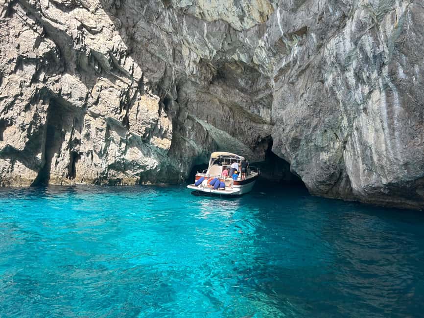 Capri Island Private Day Cruise : from Sorrento - Starting and Ending Points for a Seamless Day