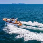 Capri tour with the iconique Gozzo Sorrentino - Exploring the Baths of Queen Giovanna and Surroundings