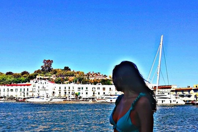 Capri Voucher from Naples: Hydrofoil and Boat Tour Included - Meeting Point and Transport from Naples