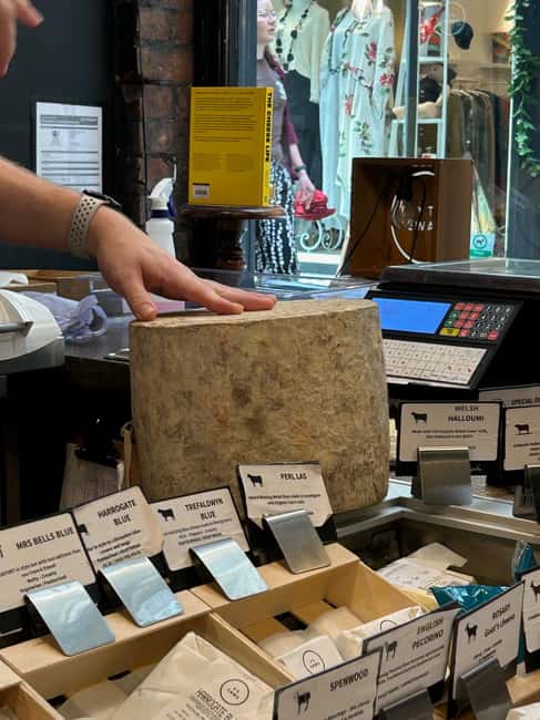 Cardiff: City Flavors Guided Food Tour with 8 Tastings - Tasting Traditional and Modern Welsh Flavours