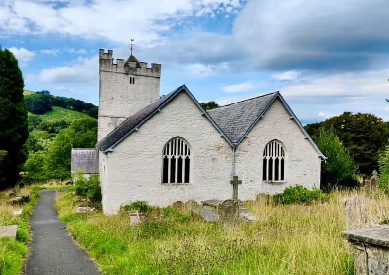 Cardiff: Waterfalls, Mountains & Castles Day Tour - Visiting Henrhyd Falls: Wales’ Tallest Waterfall