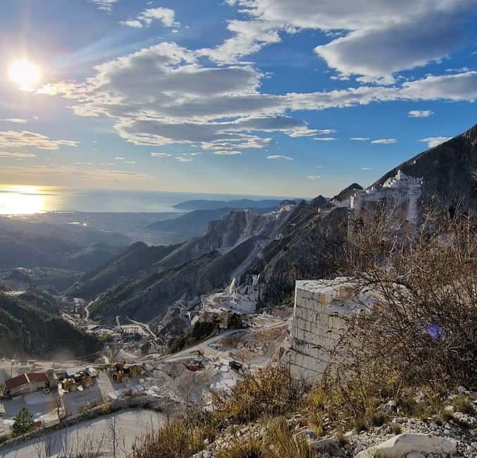 Carrara marble quarries with lardo tasting: Off-road quarry tour - Key Points